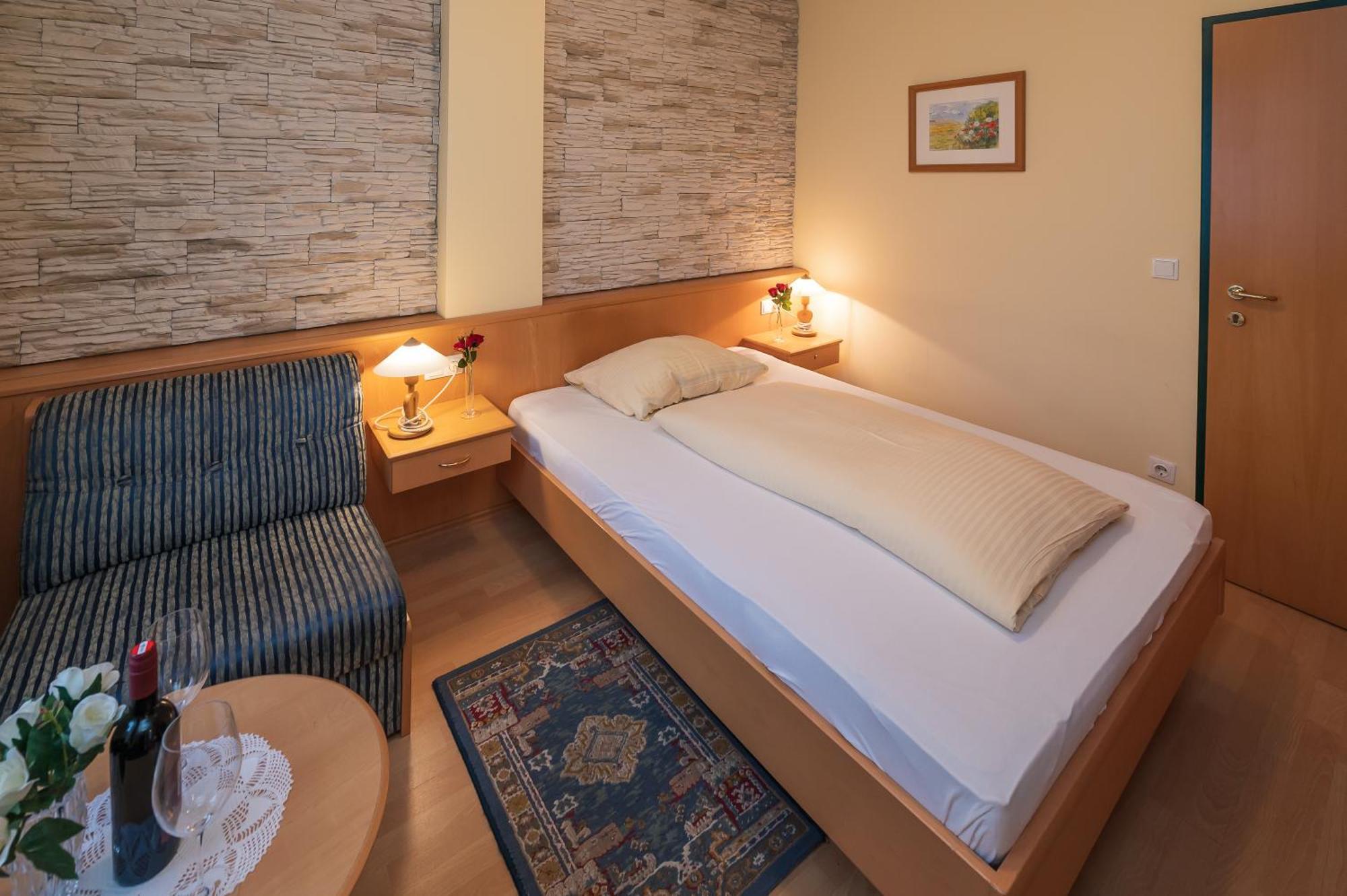 Hotel Ferien Beim Treiber à Bad Tatzmannsdorf Chambre photo